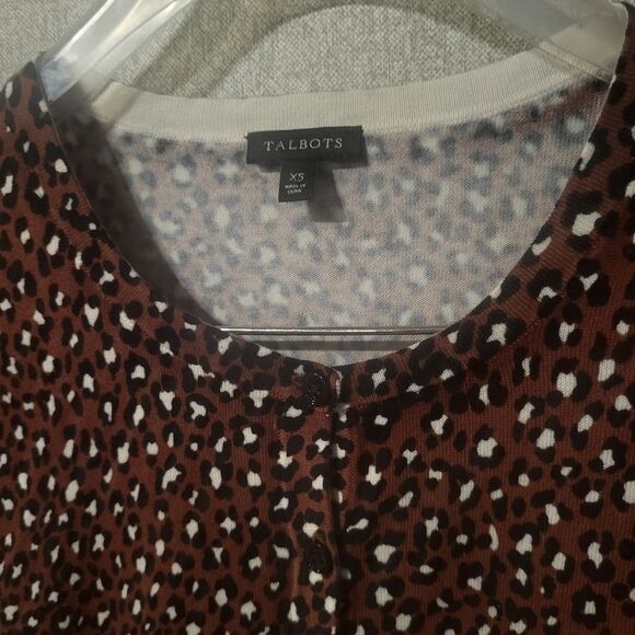 Talbots Animal Print Button Down Cardigan Xs Preppy Chic Office Classic Twee - Picture 5 of 5
